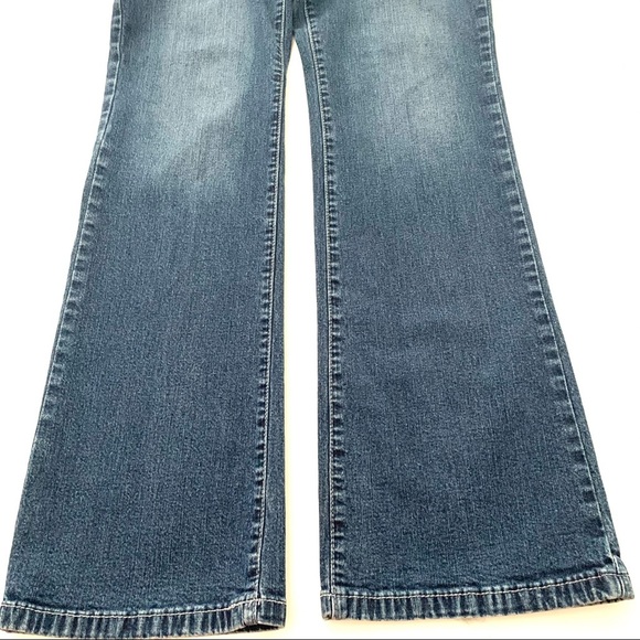 Tru Luxe Jeans with Rhinestone Pockets Size 30/10 - Picture 4 of 9